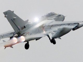 เครื่องบินอังกฤษพร้อมปฏิบัติหน้าที่โจมตีทางอากาศใส่กลุ่มไอเอส